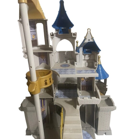 Disney World Cinderella Castle Playset Fireworks Sounds Parks FREE SHIPPING - Picture 13 of 16